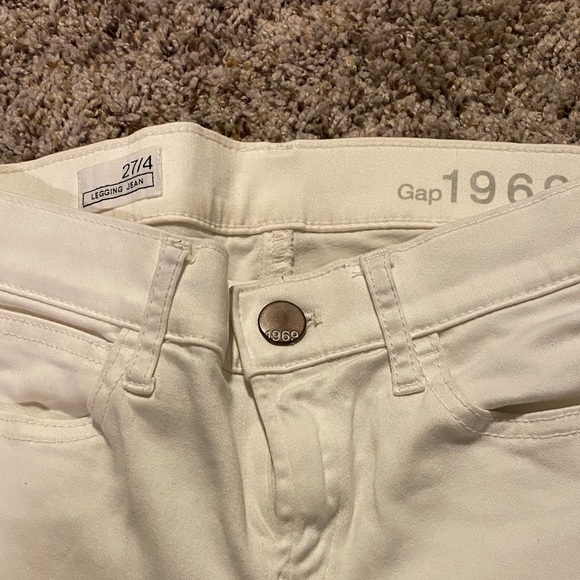 GAP Women's Cream Straight Leg Jeans - Picture 2 of 4
